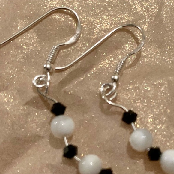 Black Swarovski & Mother of Pearl Crystal earrings 925 - Picture 5 of 7